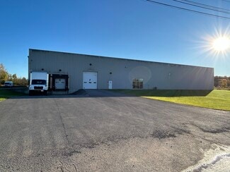 Plus de détails pour 38 Allen St, Auburn, NY - Industriel/Logistique à vendre