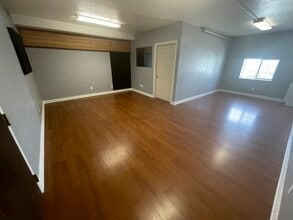 640-650 N Main St, North Salt Lake, UT à louer Photo intérieure– Image 1 sur 9