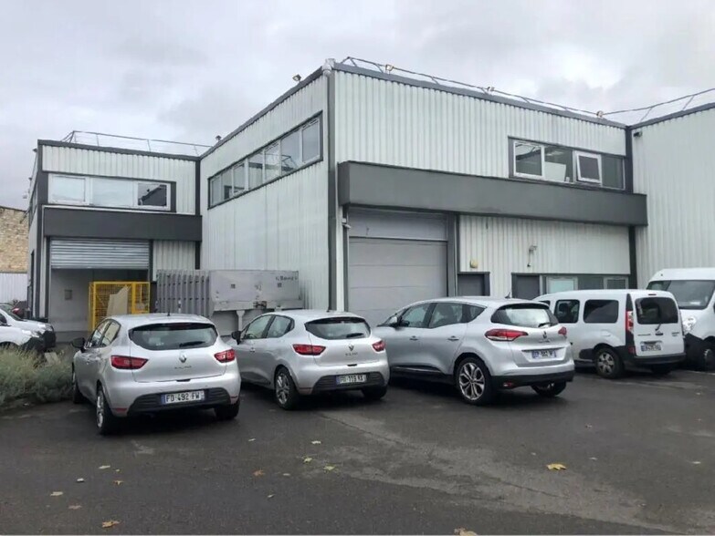 Bureau dans Aubervilliers à louer - Photo de l’immeuble – Image 2 sur 4