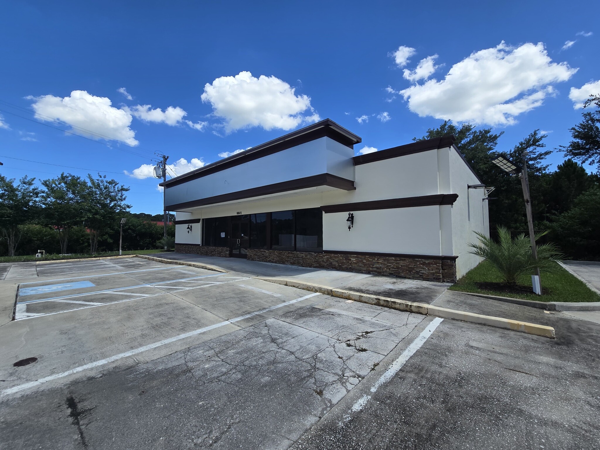 8801 20th St, Vero Beach, FL à vendre Photo intérieure– Image 1 sur 9