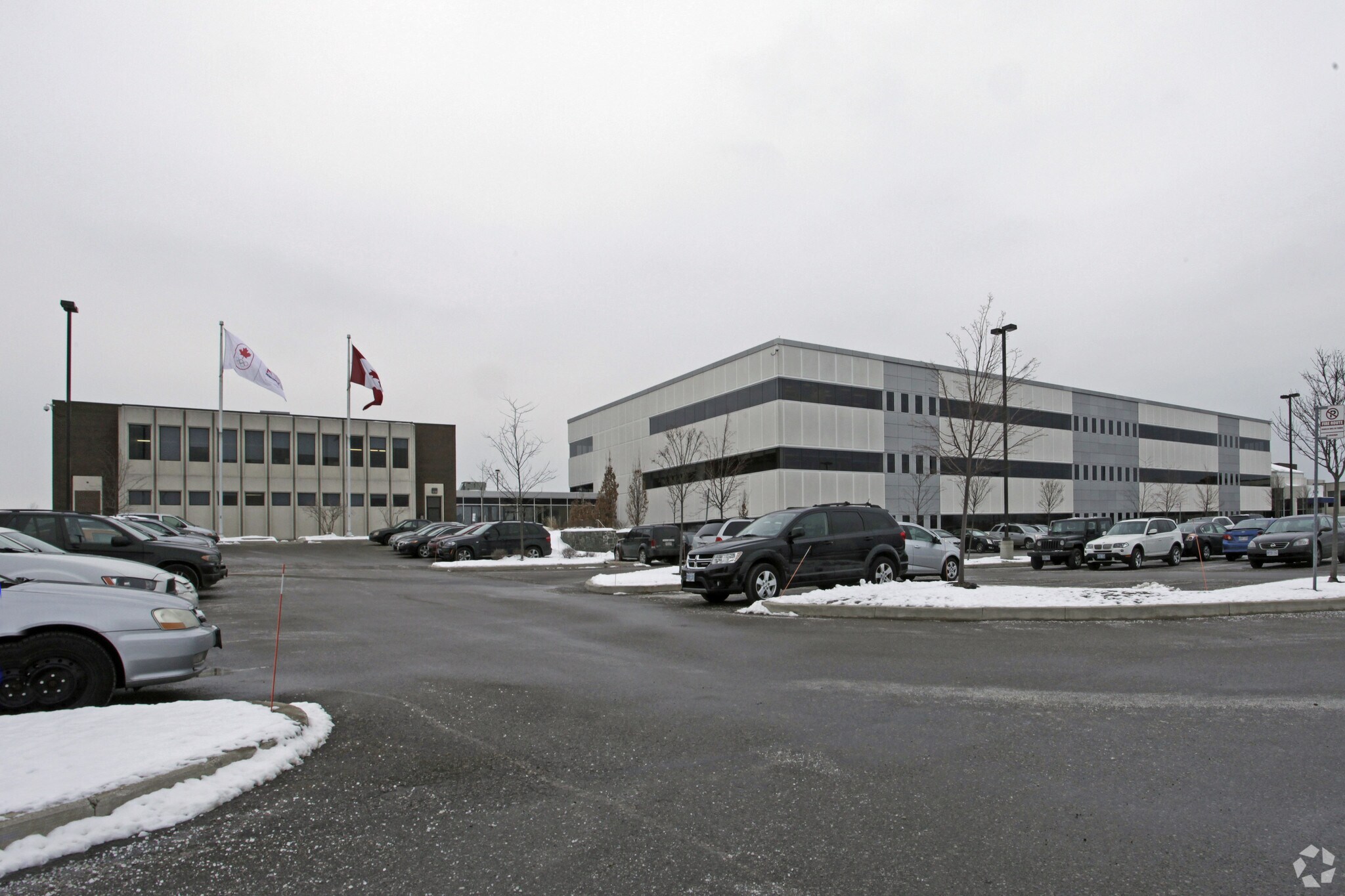 2489 N Sheridan Way, Mississauga, ON à vendre Photo principale– Image 1 sur 5