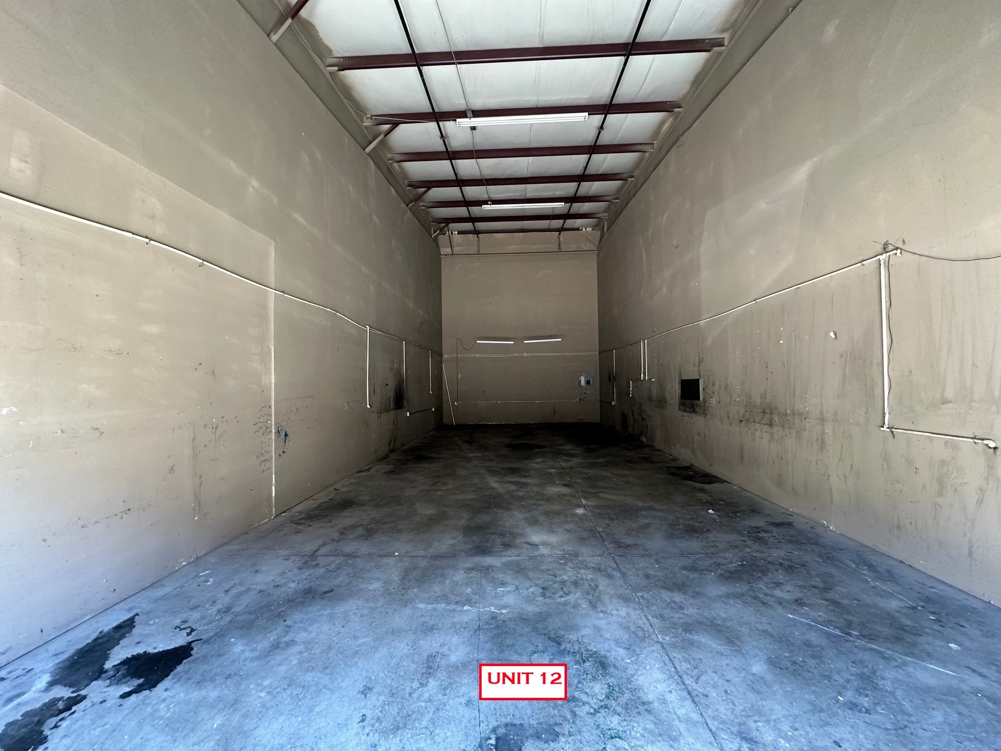 10881 Santa Fe Ave, Hesperia, CA à louer Photo intérieure– Image 1 sur 1