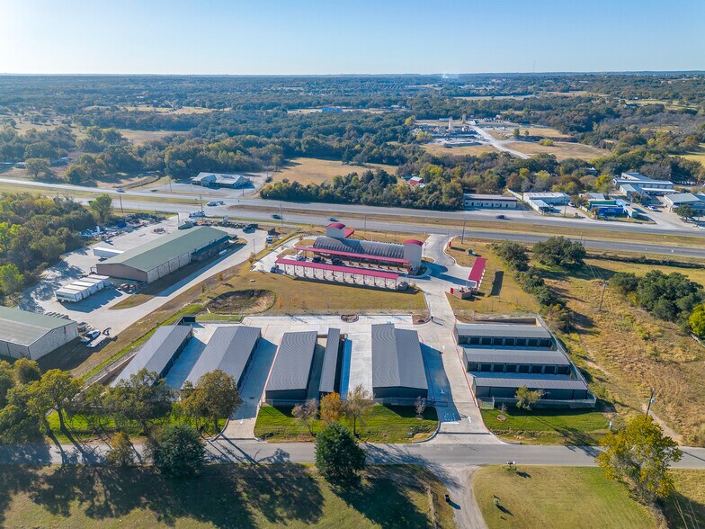 1321 Kerry ln, Azle, TX à vendre - Photo de l’immeuble – Image 3 sur 19