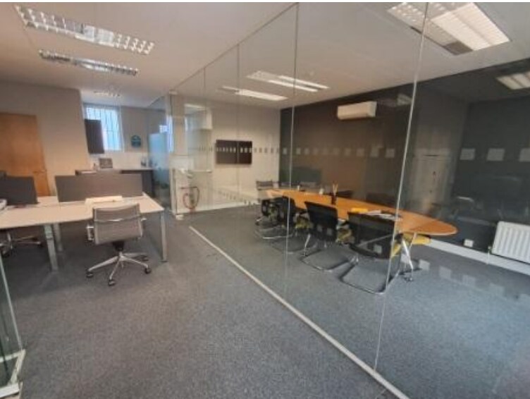 37-39 Brighton Rd, South Croydon à louer Photo intérieure– Image 1 sur 3