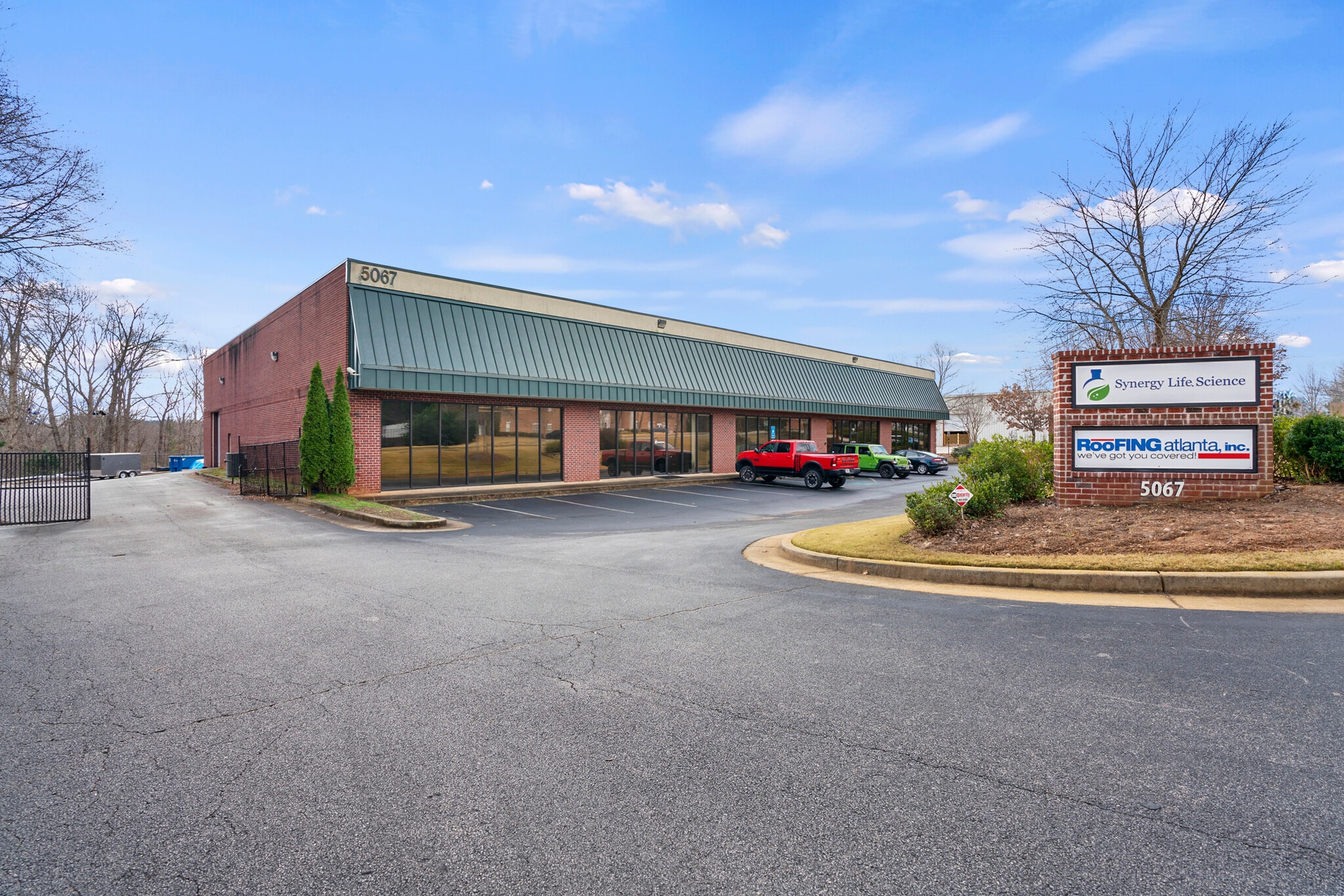 5067 Bristol Industrial Way, Buford, GA à louer Photo de l’immeuble– Image 1 sur 11