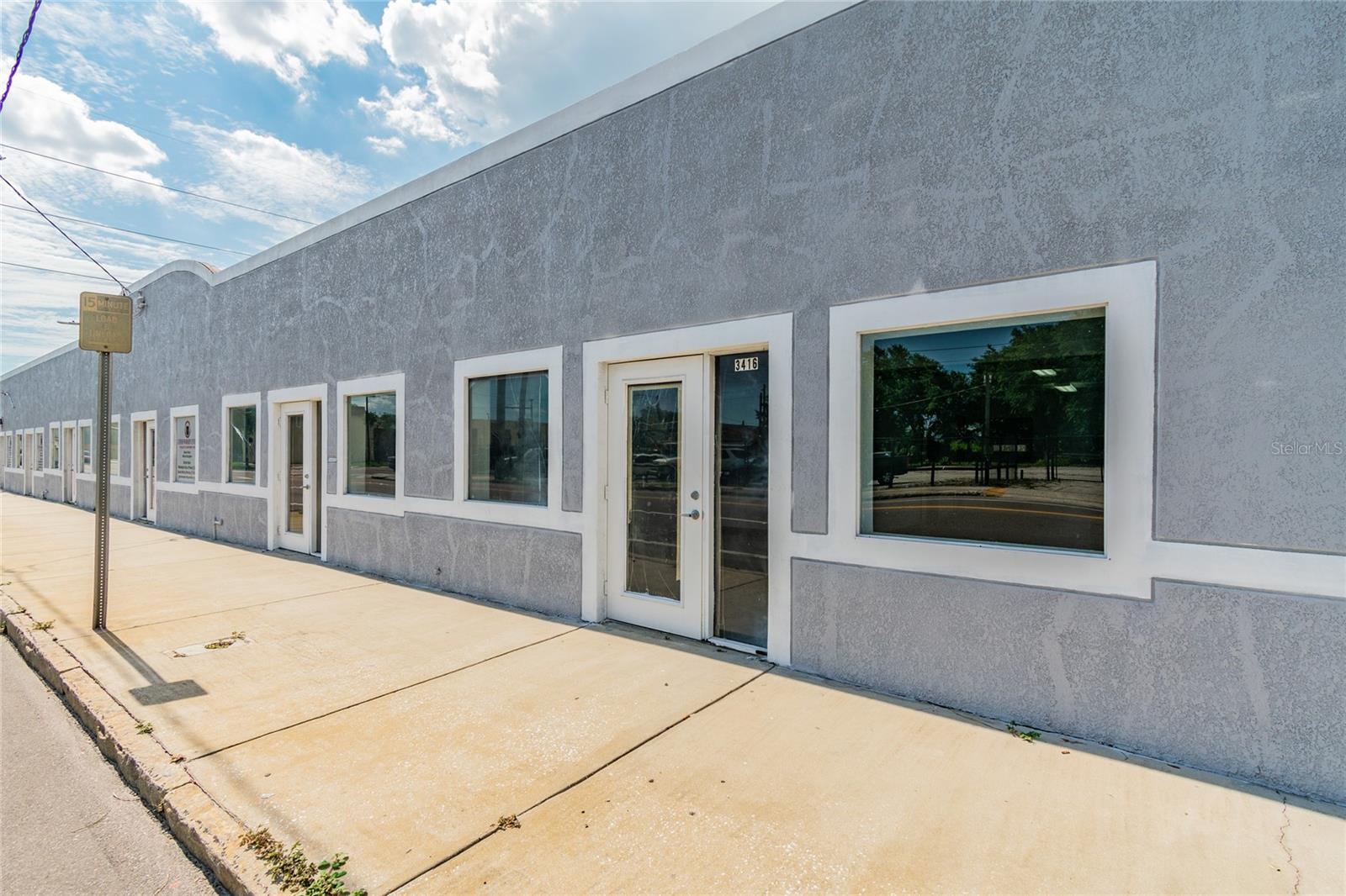 3410 E 7th Ave, Tampa, FL à louer Photo intérieure– Image 1 sur 19