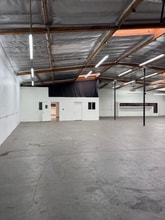 3301-3331 W Catalina Dr, Phoenix, AZ à louer Photo intérieure– Image 1 sur 9