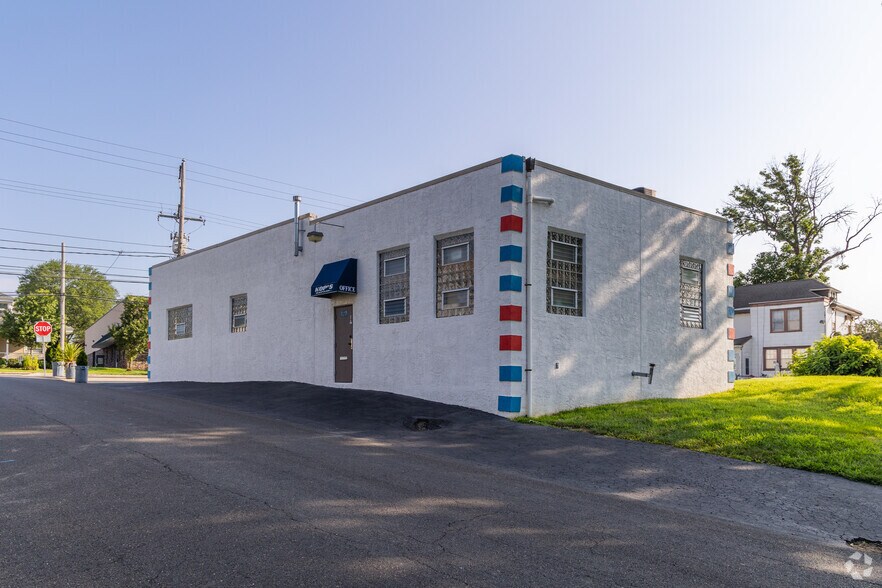 829 Bristol Pike, Bensalem, PA à vendre - Photo de l’immeuble – Image 3 sur 3