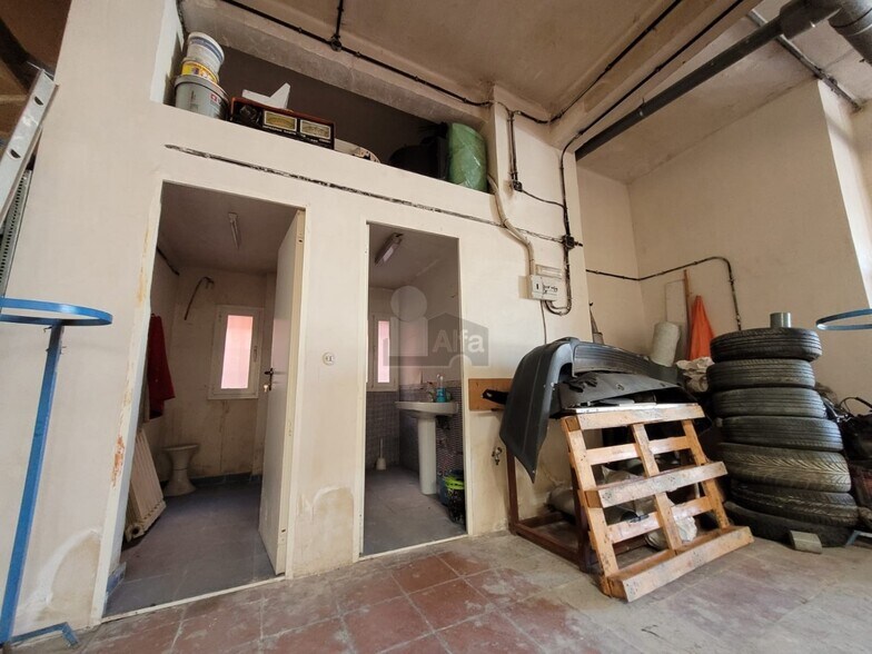 Immeuble residentiel dans Madrid, Madrid à vendre - Photo de l’immeuble – Image 2 sur 2