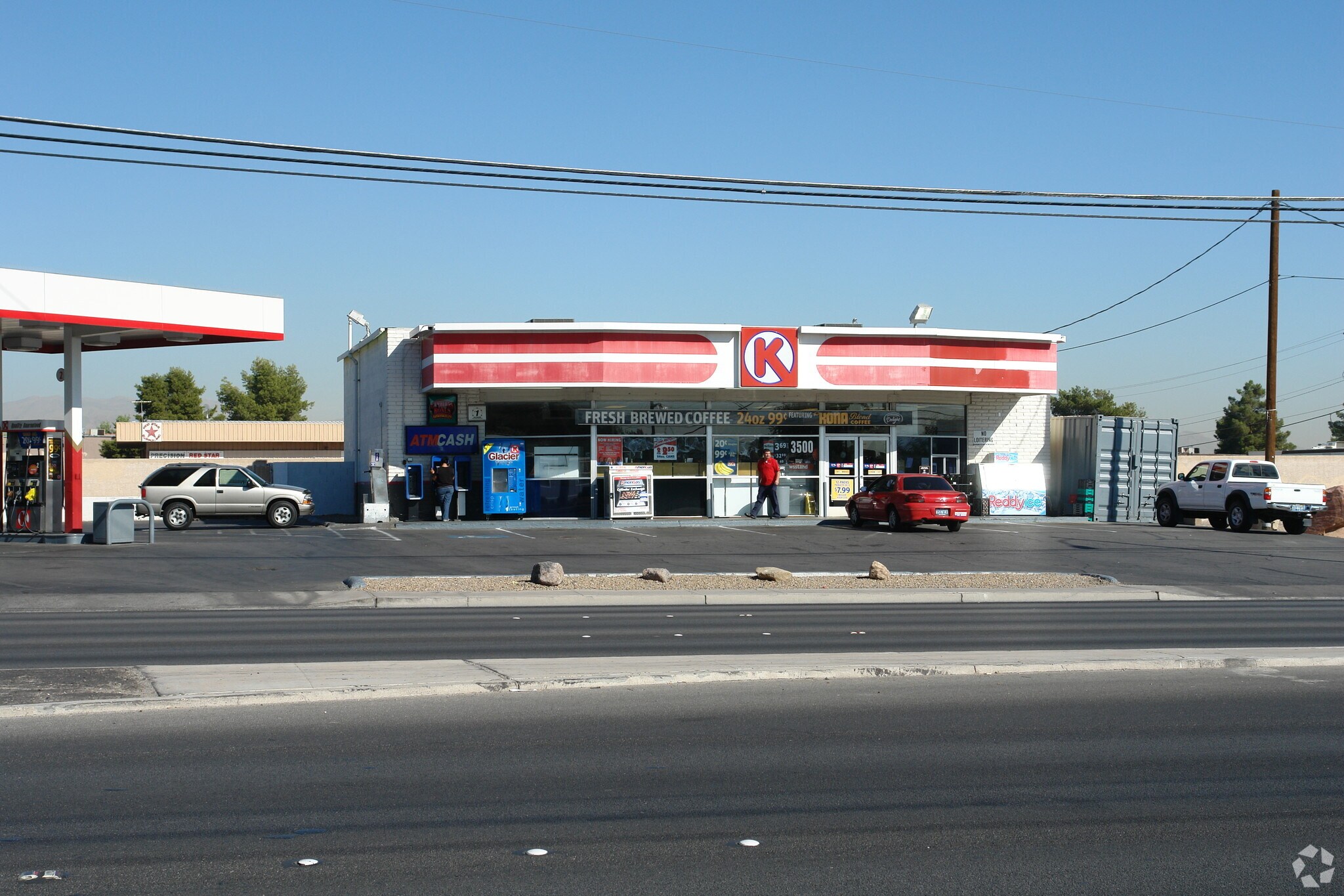 3500 E Charleston Blvd, Las Vegas, NV à vendre Photo principale– Image 1 sur 6