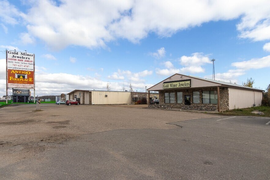 2737 Hwy 45, Antigo, WI à vendre - Photo de l’immeuble – Image 2 sur 33
