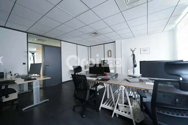 Plus de détails pour 39 Chemin Du Moulin Carron, Dardilly - Bureau à louer