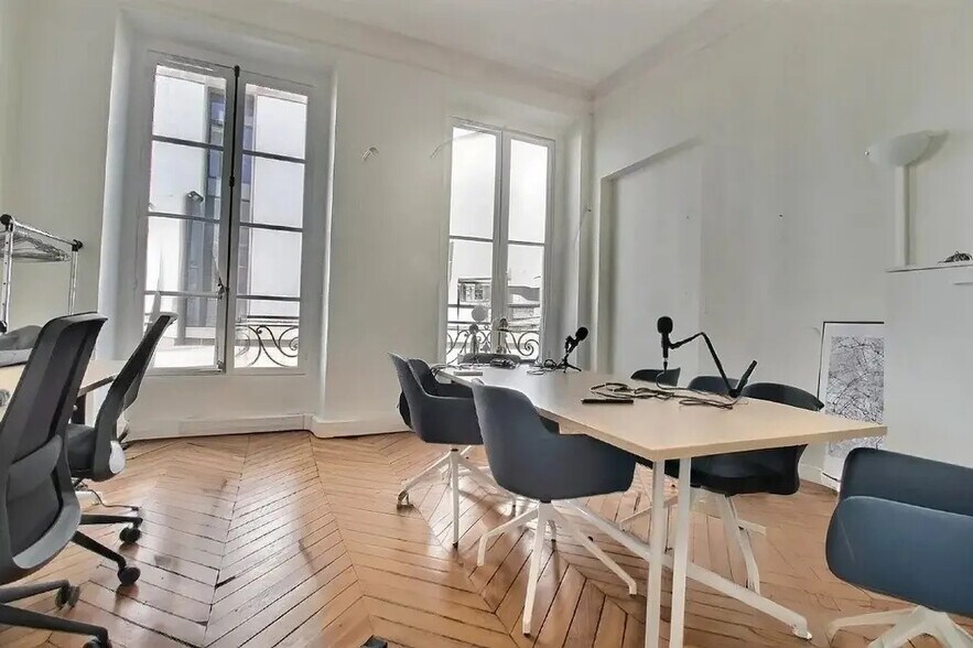 52 Rue De La Chaussee D'Antin, Paris à louer - Photo de l’immeuble – Image 3 sur 13