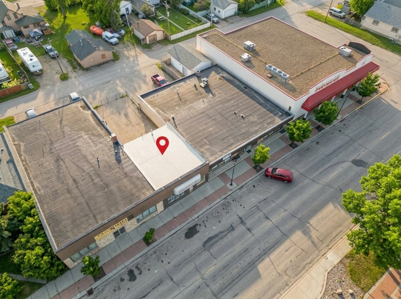 227 6th St, Beiseker, AB à vendre - Aérien – Image 2 sur 10