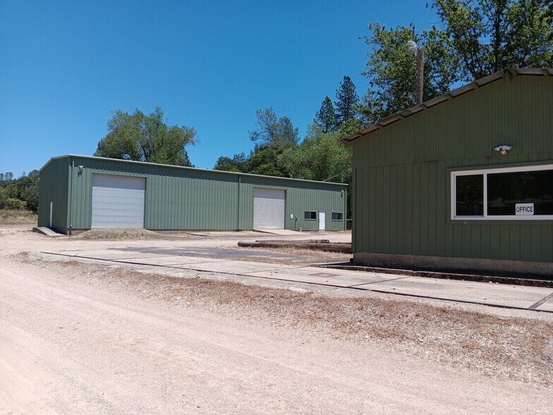 5001 Neilson Rd, Mokelumne Hill, CA à louer - Photo de l’immeuble – Image 2 sur 7