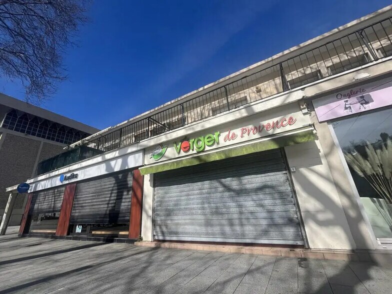 Local commercial dans Le Havre à louer - Photo de l’immeuble – Image 1 sur 2