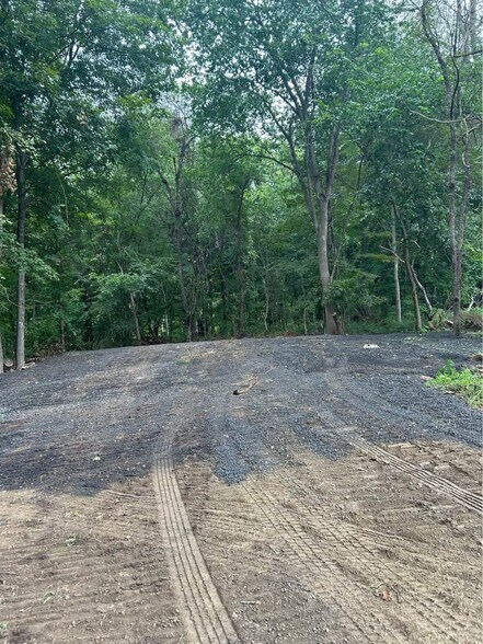 Nitra Road, Mount Kisco, NY à louer - Photo de l’immeuble – Image 1 sur 8