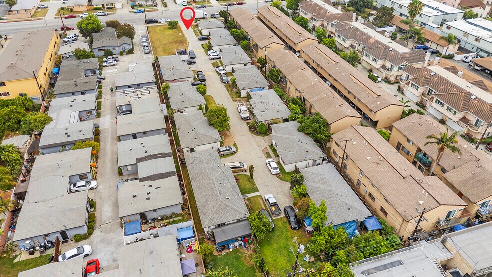 825 S Greenwood Ave, Montebello, CA à vendre - Photo de l’immeuble – Image 2 sur 9