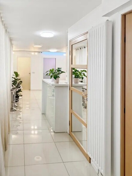 Bureau dans Paris à louer - Photo de l’immeuble – Image 3 sur 8