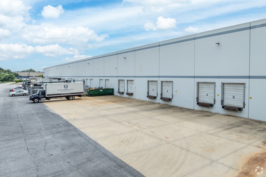 8100 Dorsey Run Rd, Jessup, MD à louer - Photo de l’immeuble – Image 2 sur 5