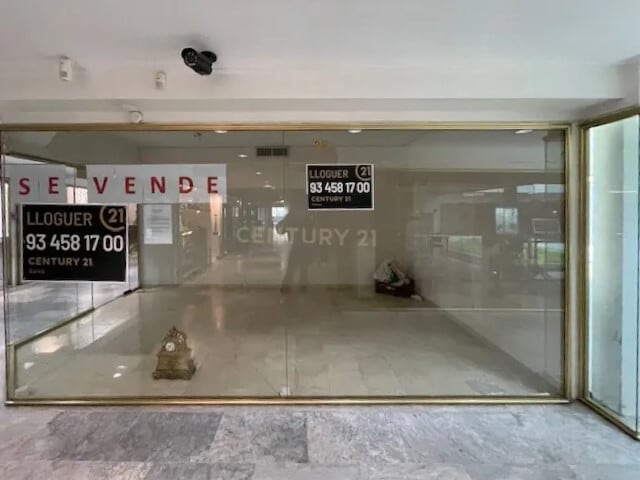 Local commercial dans Barcelone, Barcelona à louer Photo intérieure– Image 1 sur 2