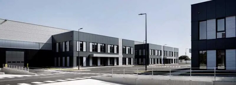 Bureau dans Le Bourget à louer - Photo de l’immeuble – Image 1 sur 1