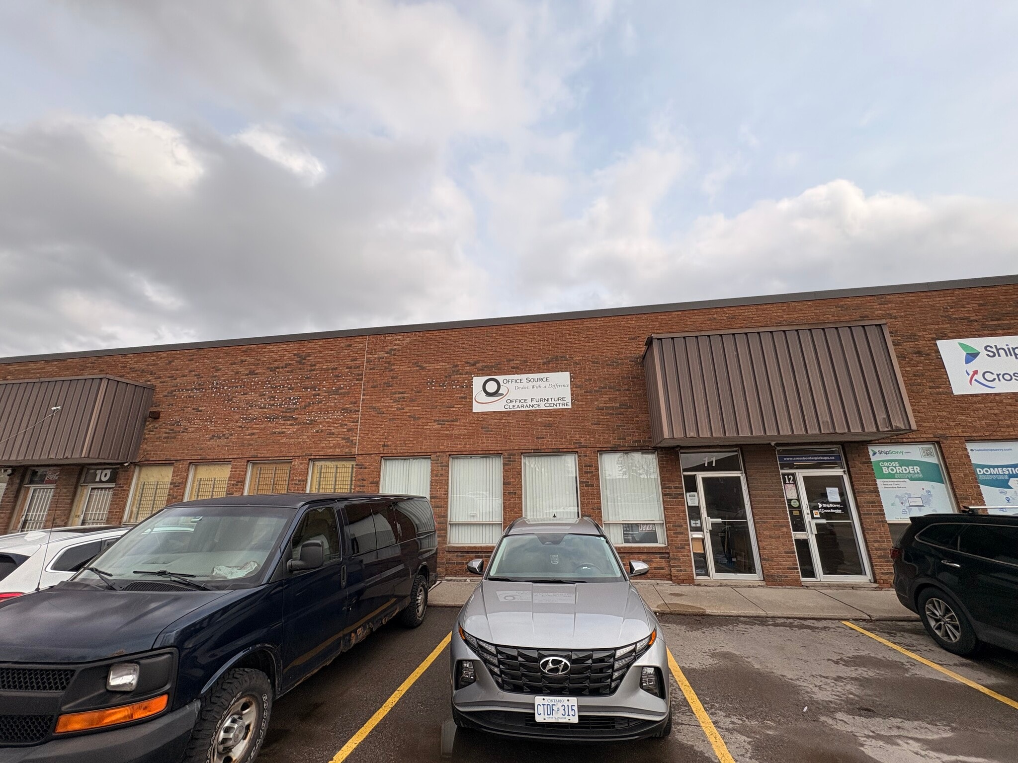 1300 Kamato Rd, Mississauga, ON à louer Photo intérieure– Image 1 sur 1