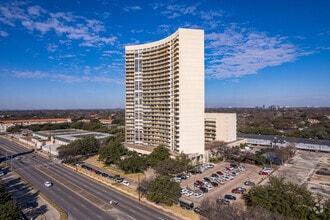 6211 W Northwest Hwy, Dallas, TX - Vue aérienne vue de carte - Image1