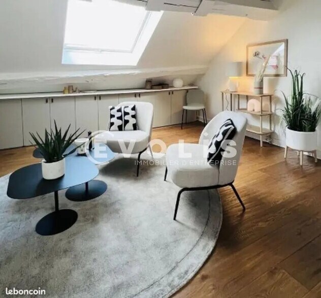 Bureau dans Paris à louer - Photo intérieure – Image 2 sur 8