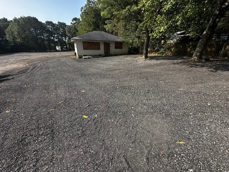 2665 Forest Pky, Ellenwood, GA à louer - Photo principale – Image 1 sur 13