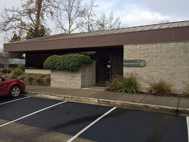 1400 N Dutton Ave, Santa Rosa, CA à vendre - Photo de l’immeuble – Image 2 sur 45