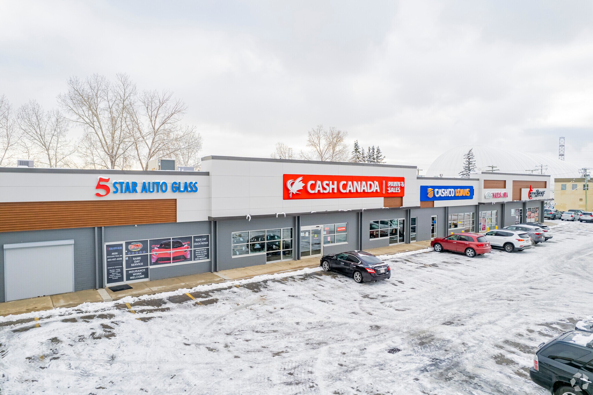4636 Macleod Trl SW, Calgary, AB à louer Photo principale– Image 1 sur 4