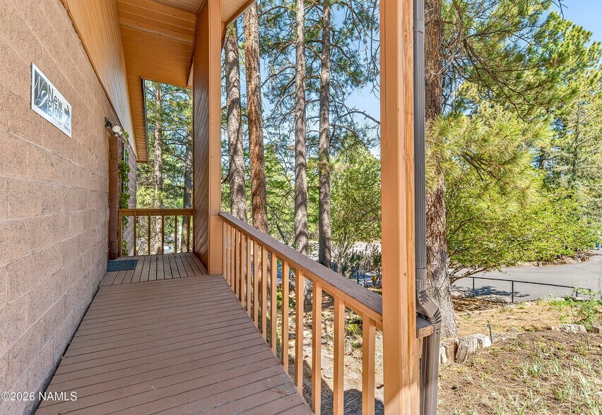 1300 N Rim Dr, Flagstaff, AZ à vendre - Photo de l’immeuble – Image 3 sur 24