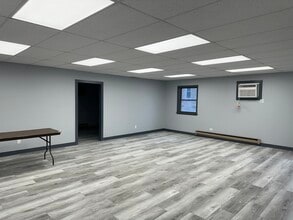 410 Elgin Ave, Forest Park, IL à louer Photo intérieure– Image 2 sur 5