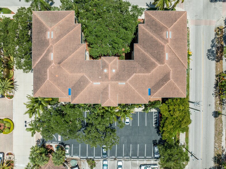 1268 11th St, Sarasota, FL à vendre - Photo de l’immeuble – Image 3 sur 19