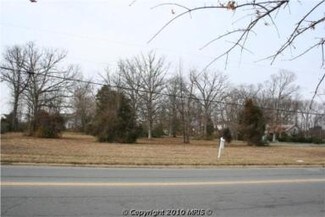 Plus de détails pour 43055 Walnutgrove Ln, Chantilly, VA - Terrain à vendre