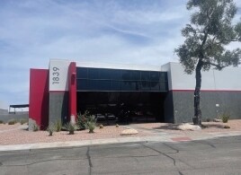 1839 W Drake Dr, Tempe, AZ à louer - Photo de l’immeuble – Image 2 sur 8