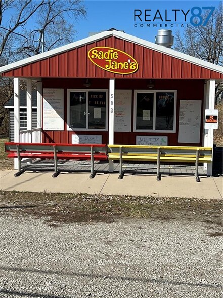 503 Main st, New Sharon, IA à vendre - Photo de l’immeuble – Image 3 sur 12