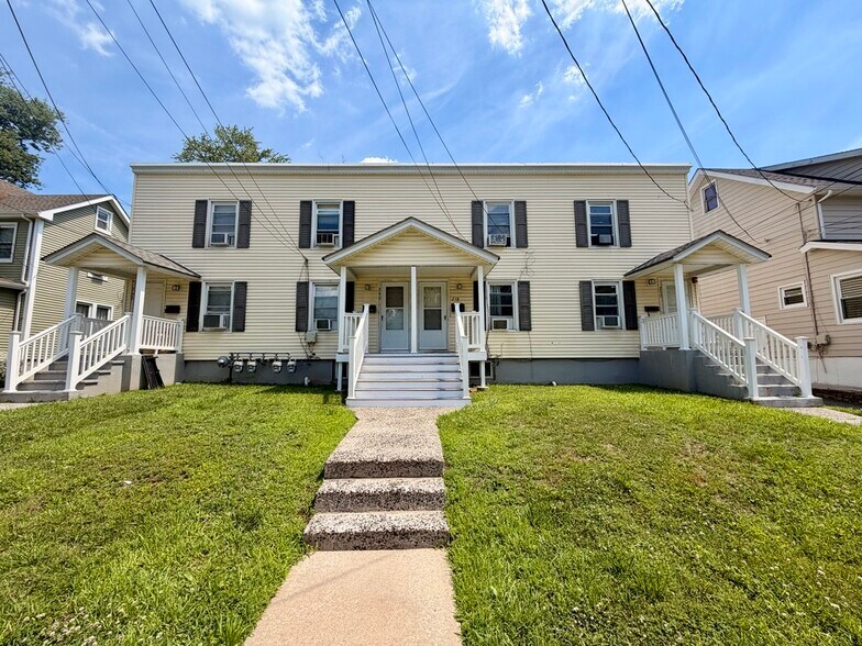 North Plainfield & Middlesex - 11 Units portefeuille de 3 biens à vendre sur LoopNet.fr - Photo de l’immeuble – Image 2 sur 15