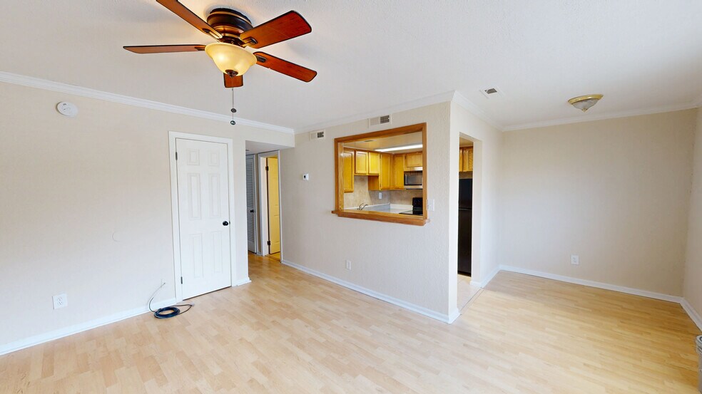 1212 W Ocean View Ave, Norfolk, VA à vendre - Numérisation 3D Matterport – Image 2 sur 20