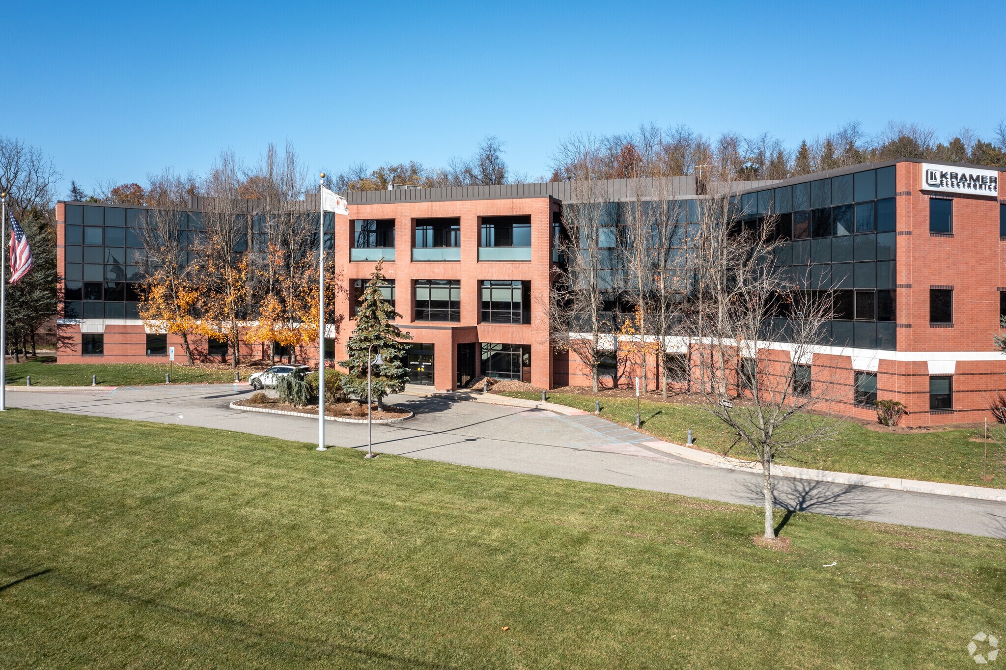 6 State Route 173, Clinton Township, NJ à louer Photo principale– Image 1 sur 15