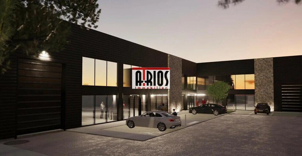 Industriel/Logistique dans Ollioules à louer - Photo de l’immeuble – Image 3 sur 14