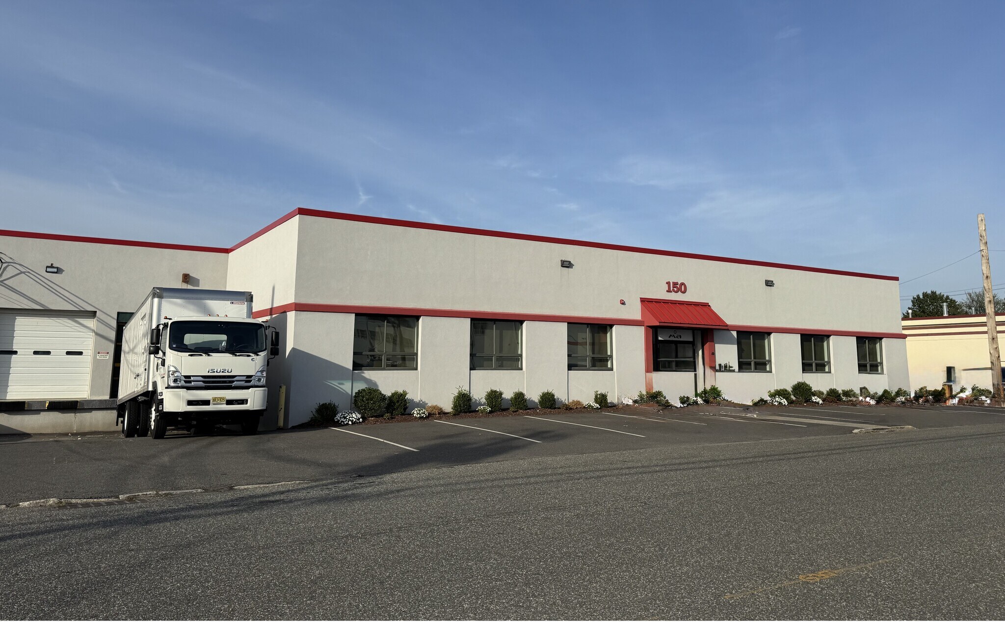 150 Louis St, South Hackensack, NJ à louer Photo principale– Image 1 sur 5