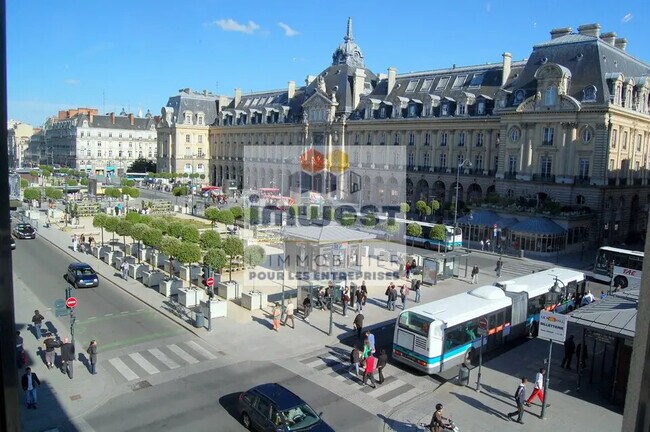 Plus de détails pour Bureau à vendre