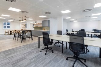 72 Cannon St, Londres à louer Photo intérieure– Image 1 sur 6