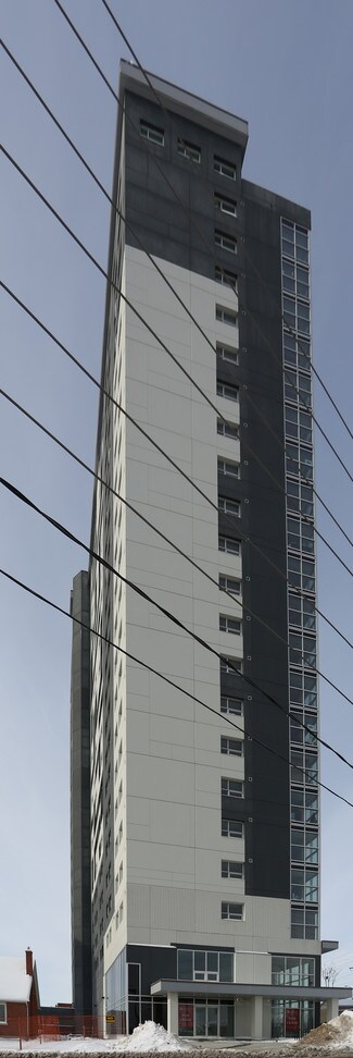 Plus de détails pour 1 Columbia St W, Waterloo, ON - Local commercial à louer