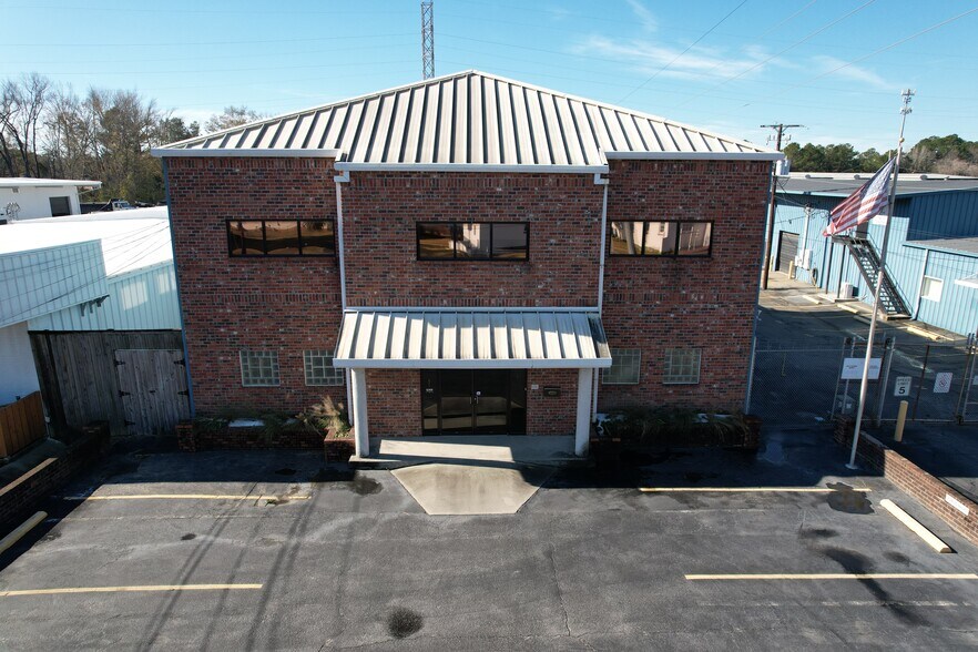 3575 Meeting Street Rd, North Charleston, SC à louer - Photo de l’immeuble – Image 2 sur 19