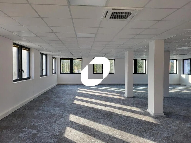 Bureau dans VILLENEUVE-D'ASCQ à louer - Photo intérieure – Image 1 sur 6
