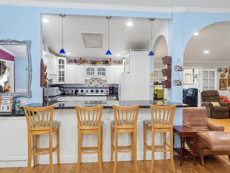 5000 Melvin Dr, Carmichael, CA à vendre - Photo de l’immeuble – Image 3 sur 7