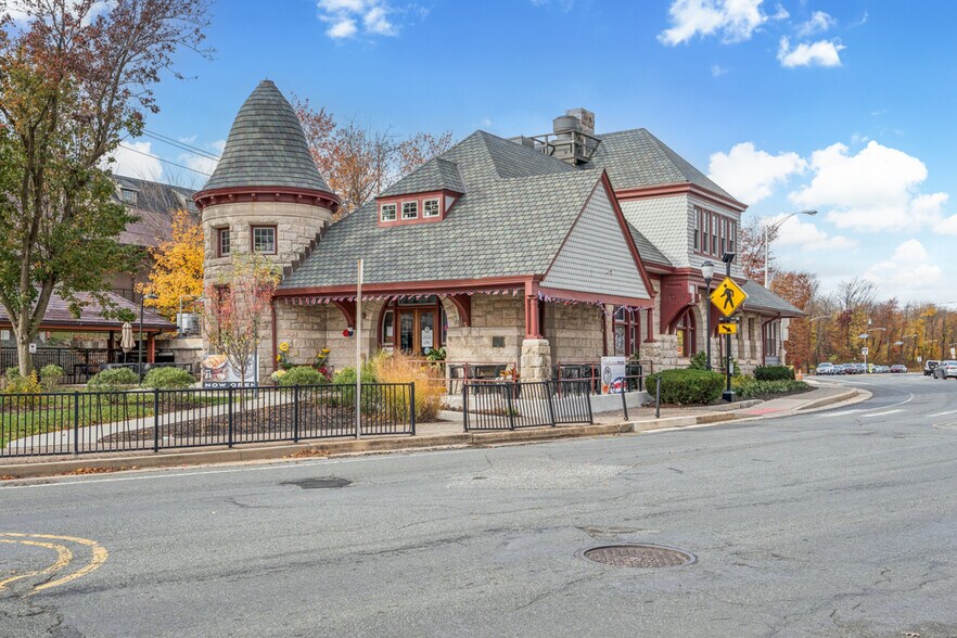 1 Veterans Memorial Dr W, Somerville, NJ à vendre - Photo de l’immeuble – Image 3 sur 32